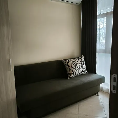 Pim Apartment *